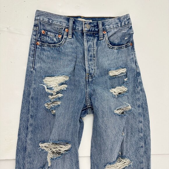 Levi's Ribcage Straight Ankle Distressed Raw Hem Button Fly Women's size 25 Jean - Picture 2 of 6